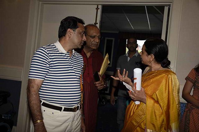Gurudev1-7-12-14-7557-DDeRosaPhoto