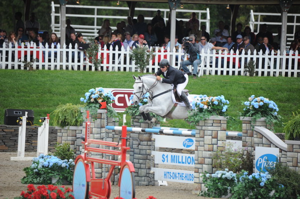 HITS-Jumpers-9-11-11-4329-CasinoVandeHelle-AaronVale-DDeRosaPhoto.JPG
