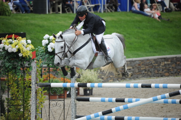 HITS-Jumpers-9-11-11-4345-CasinoVandeHelle-AaronVale-DDeRosaPhoto.JPG