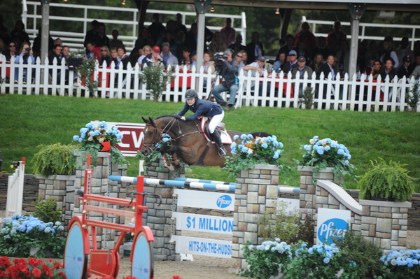 HITS-Jumpers-9-11-11-4578-Nemo119-LucyDavis-DDeRosaPhoto.JPG