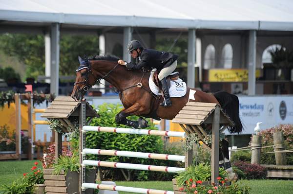 HC09-8-26-09-CavalorOpenJpr-0121-Antares110-NormanDelloJoio-DDeRosaPhoto.JPG
