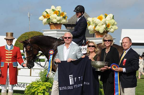HC09-8-30-09-FTI-GP-Awards-1381-Sapphire-McLainWard-DDeRosaPhoto.jpg