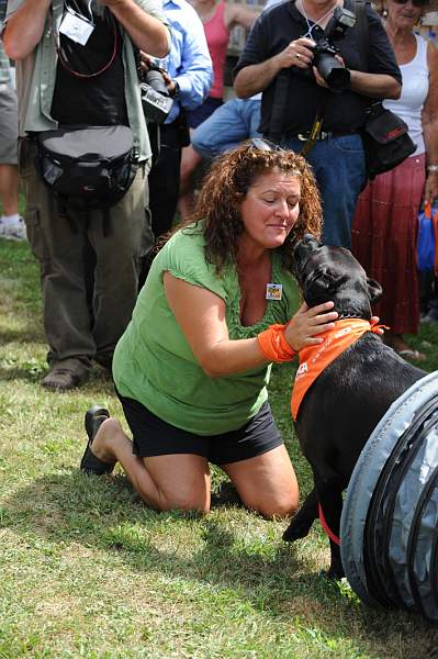 HC09-8-23-09-Celebrity-Dogs-0114-DDeRosaPhoto.jpg