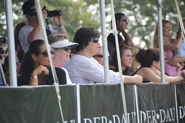 HC09-8-23-09-Crowds-0901-DDeRosaPhoto.jpg