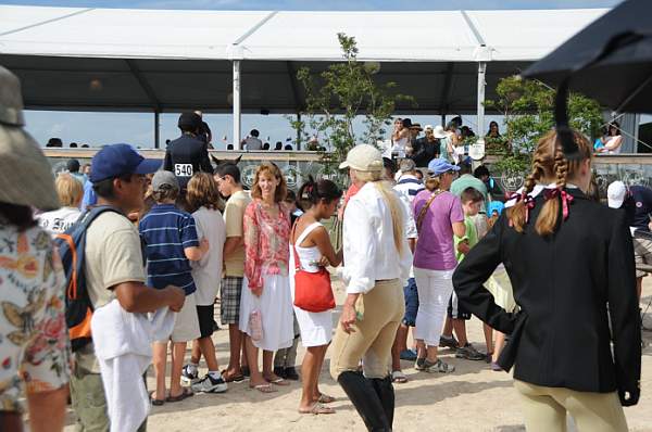 HC09-8-23-09-Crowds-0905-DDeRosaPhoto.jpg