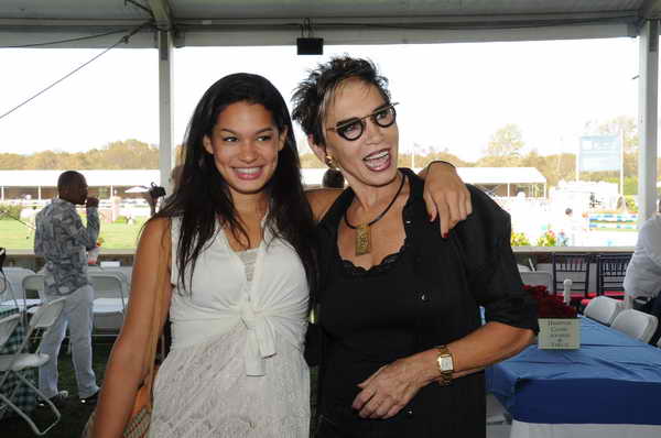 HC-9-4-11-0586-DDeRosaPhoto.JPG