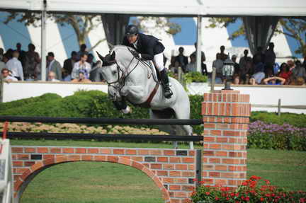 HC-9-4-11-0996-McLainWard-AntaresF-DDeRosaPhoto.JPG