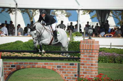 HC-9-4-11-0997-McLainWard-AntaresF-DDeRosaPhoto.JPG