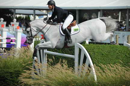 HC-9-4-11-1009-McLainWard-AntaresF-DDeRosaPhoto.JPG