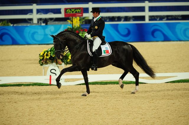HKD-8-13-08-0081-DanielPinto-GalopinDeLaFont-POR-DeRosaPhoto.jpg