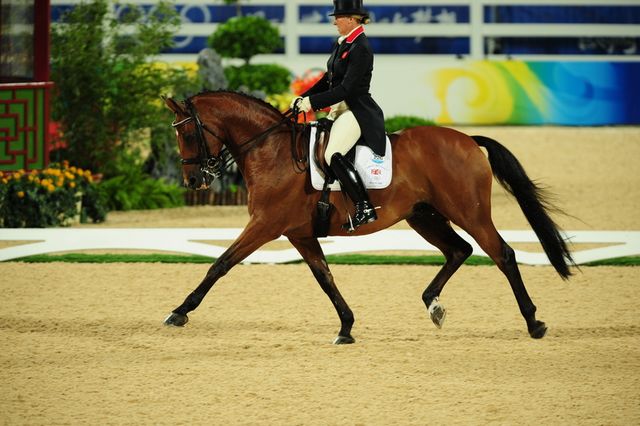 HKD-8-13-08-0222-JaneGregory-LuckyStar-GBR-DeRosaPhoto.jpg
