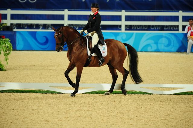 HKD-8-13-08-0226-JaneGregory-LuckyStar-GBR-DeRosaPhoto.jpg
