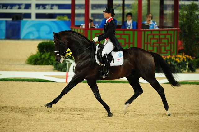 HKD-8-13-08-1028-EmmaHindle-Lancet-GBR-DeRosaPhoto.jpg