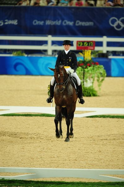 HKD-8-13-08-1143-HayleyBeresford-Relampago-AUS-DeRosaPhoto.jpg