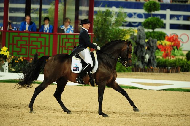 HKD-8-13-08-1145-HayleyBeresford-Relampago-AUS-DeRosaPhoto.jpg