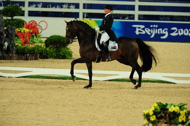 HKD-8-13-08-1163-HayleyBeresford-Relampago-AUS-DeRosaPhoto.jpg
