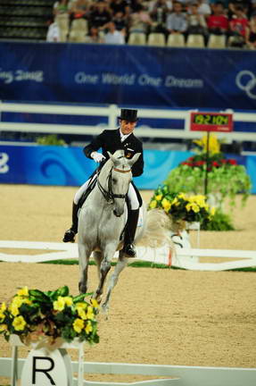 HKD-8-14-08-0075-JuanManualMunoz-FuegoXII-ESP-DeRosaPhoto.jpg