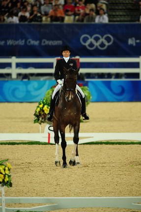 HKD-8-14-08-0238-JuliaChevanne-Calimucho-FRA-DeRosaPhoto.jpg