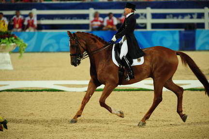 HKD-8-14-08-0301-NadineCapellmann-ElvisVA-GER-DeRosaPhoto.jpg