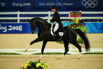 HKD-8-14-08-0462-JordiDomingo-Prestige-ESP-DeRosaPhoto.jpg