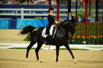 HKD-8-14-08-0678-AnkyVanGrunsven-Salinero-NED-DeRosaPhoto.jpg