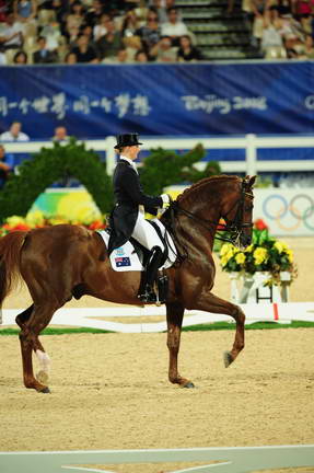 HKD-8-14-08-0981-KristyOakley-QuandoQuando-AUS-DeRosaPhoto.jpg