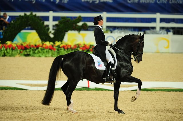HKD-8-13-08-0746-CourtneyKingDye-Mythilus-DeRosaPhoto.jpg