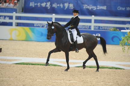 HKEV-8-10-08-233-AlenaTseliapushkina-Passat-BLR-DeRosaPhoto.jpg