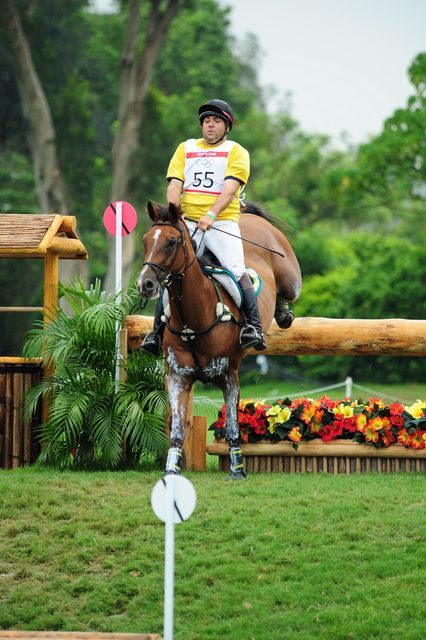 HKEV-8-11-08-1116-AndreParo-LandHeir-BRA-DeRosaPhoto.JPG