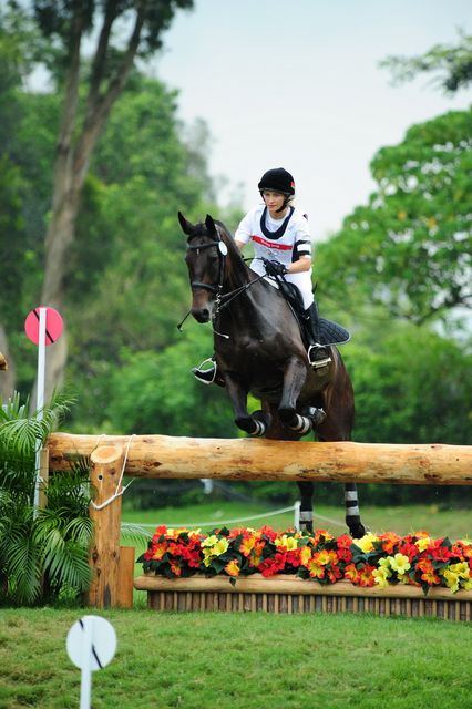 HKEV-8-11-08-1159-AlenaTseliapushkina-Passat-BLR-DeRosaPhoto.JPG