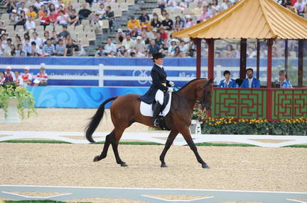 HKEV-8-9-08-288-SandraDonnelly-BuenosAires-CAN-DeRosaPhoto.jpg