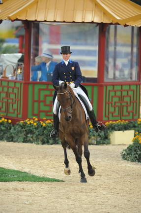 HKEV-8-10-08-080-KarenOConnor-Mandiba-DeRosaPhoto.jpg