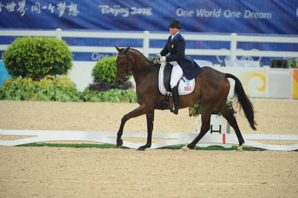 HKEV-8-10-08-105-KarenOConnor-Mandiba-DeRosaPhoto.jpg