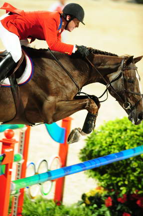 HKSJ-8-15-08-0348-McLainWard-Sapphire-DeRosaPhoto.JPG