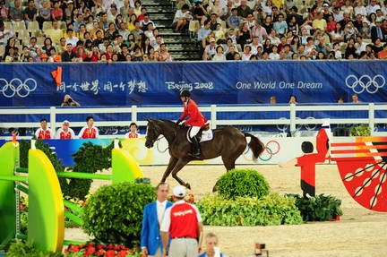 HKSJ-8-15-08-0349-McLainWard-Sapphire-DeRosaPhoto.JPG