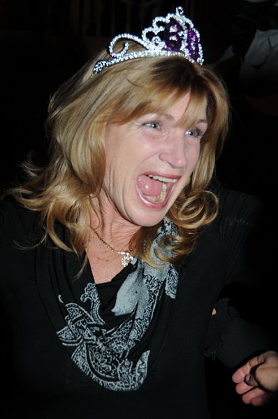 Mary-11-13-10-60thBD-035-DDeRosaPhoto.jpg