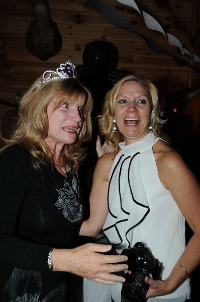 Mary-11-13-10-60thBD-050-DDeRosaPhoto.jpg