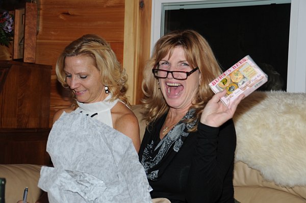 Mary-11-13-10-60thBD-117-DDeRosaPhoto.jpg