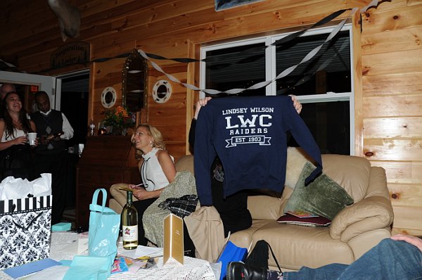 Mary-11-13-10-60thBD-119-DDeRosaPhoto.jpg