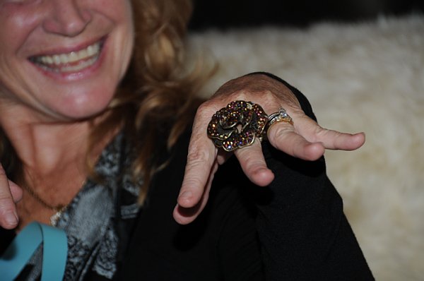 Mary-11-13-10-60thBD-130-DDeRosaPhoto.jpg