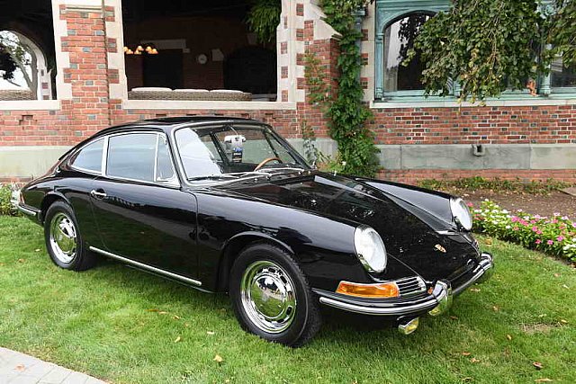 IPE-Lloyd Harbor-Porsche-10-6-19-4752-DDeRosaPhoto