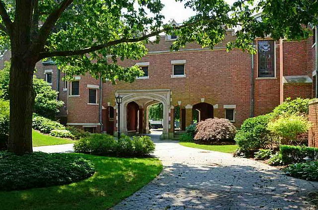 31 fort hill dr MLS HID735233 ROOMgarden4