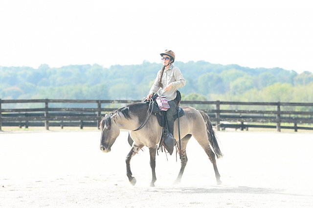 MUSTANG-HANNAH DEMO-10-15-21-2932-DDeRosaPhoto