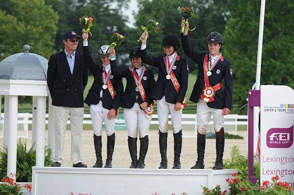 0073-NAJYRC-7-26-09-AwardsCeremony-DDeRosaPhoto.jpg