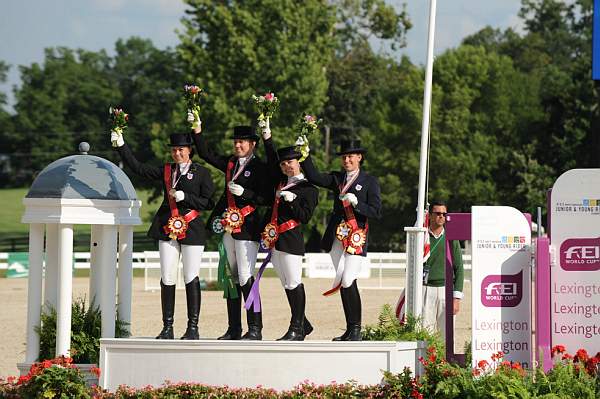 0129-NAJYRC-7-26-09-AwardsCeremony-DDeRosaPhoto.jpg