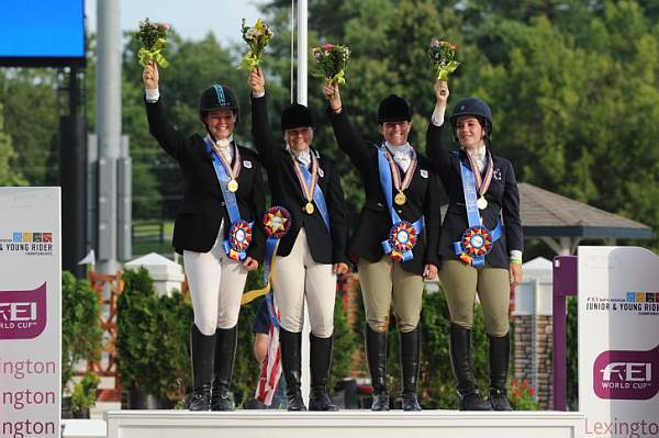 0306-NAJYRC-7-26-09-AwardsCeremony-DDeRosaPhoto.jpg