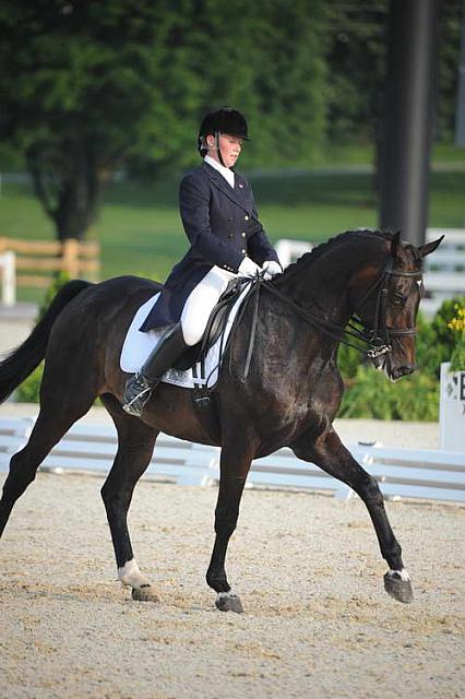 NAJYRC-7-30-11-DR-Freestyle-7641-AlexandraDvorak-Fling-DDeRosaPhoto.JPG