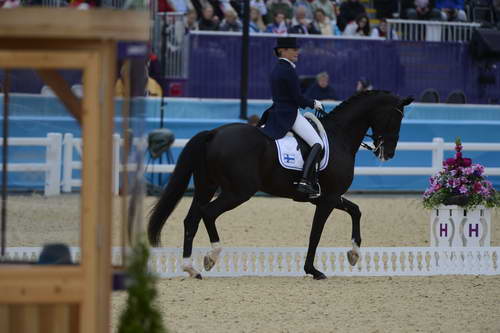 Olympics-8-7-12-DRE-GPS-1703-MikaelaLindh-MasGuapo-FIN-DDeRosaPhoto