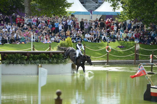 Olympics-EV-XC-7-30-12-5207-IngridKlimke-ButtsAbraxxas-GER-DDeRosaPhoto