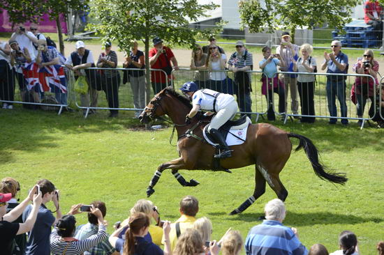 Olympics-EV-XC-7-30-12-5355-ZaraPhillips-HighKingdom-GBR-DDeRosaPhoto